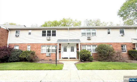 4 Lakeview C