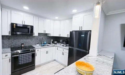 15 Cottage 3A