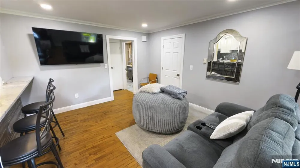 15 Cottage 3A Midland Park, NJ 07432