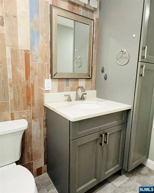 15 Cottage 3A Midland Park, NJ 07432