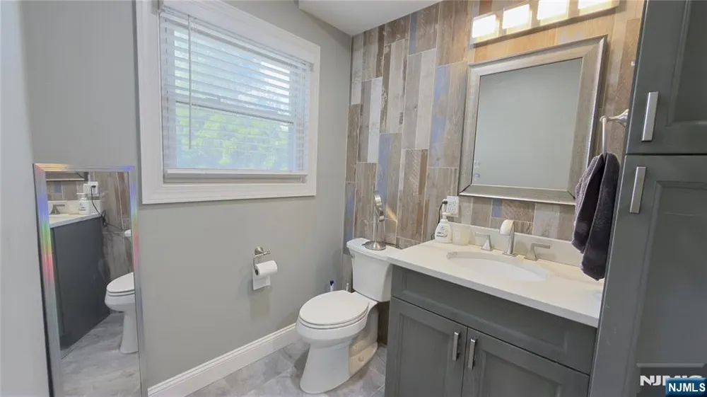 15 Cottage 3A Midland Park, NJ 07432