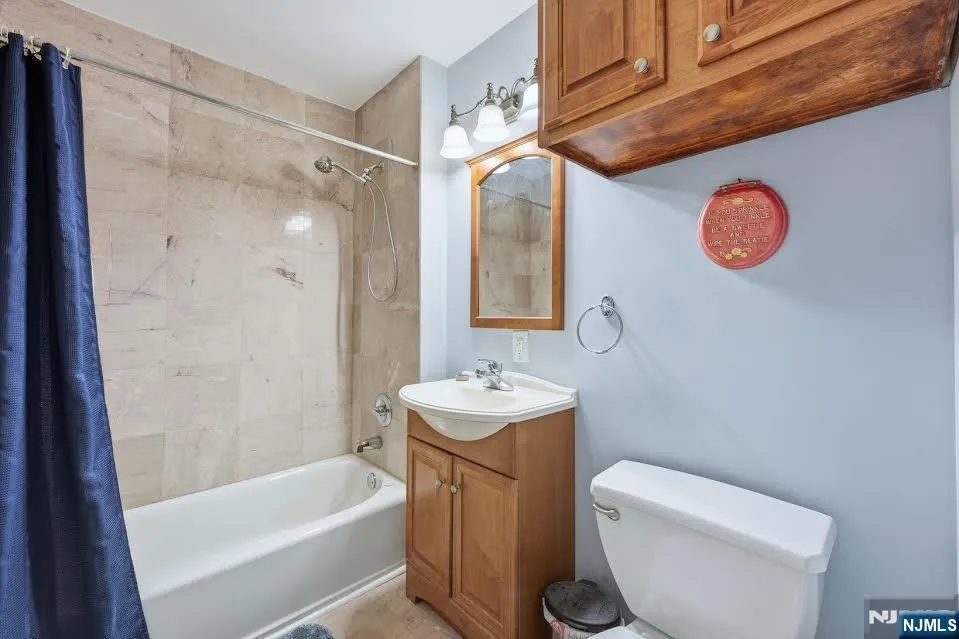 19 Market 205 Paterson, NJ 07501