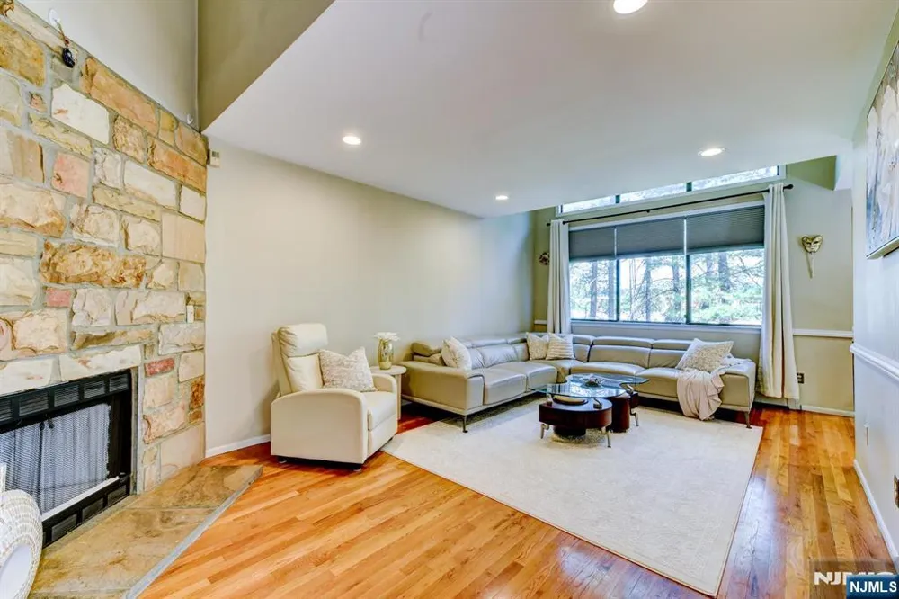 17 Independence Way Rockaway Township, NJ 07866
