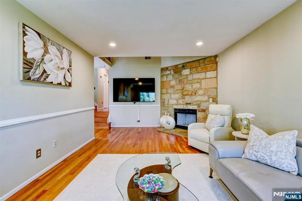 17 Independence Way Rockaway Township, NJ 07866