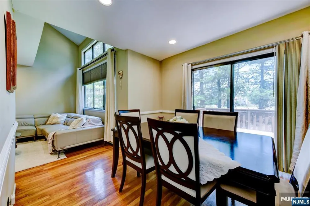 17 Independence Way Rockaway Township, NJ 07866