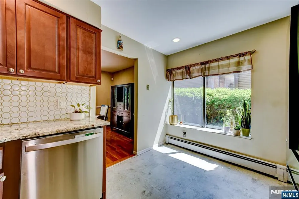 17 Independence Way Rockaway Township, NJ 07866