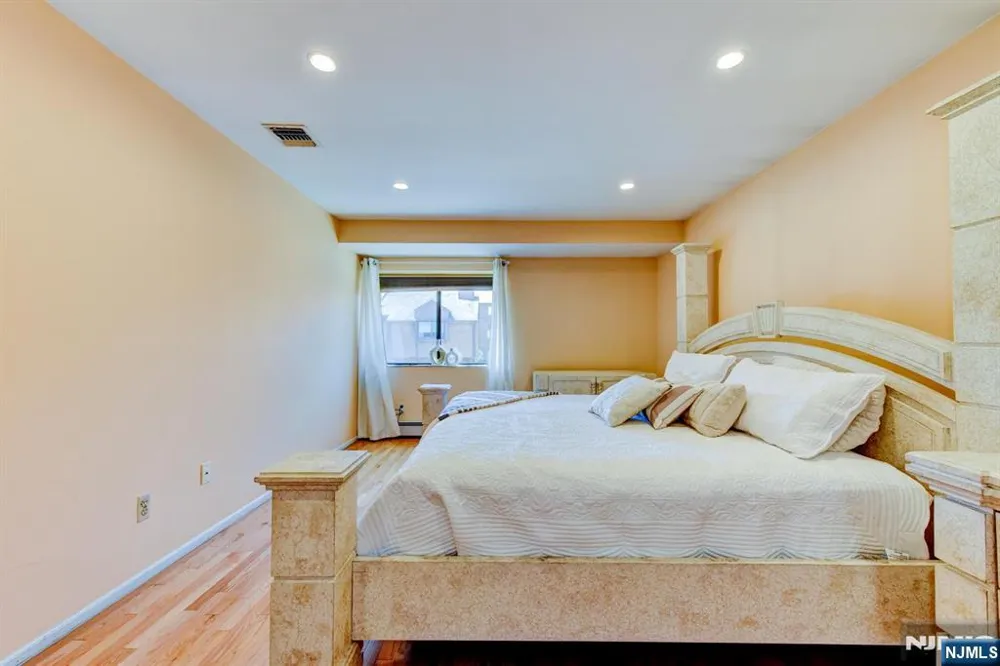 17 Independence Way Rockaway Township, NJ 07866