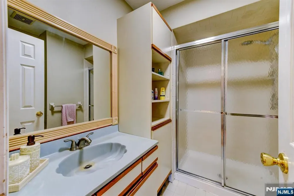 17 Independence Way Rockaway Township, NJ 07866