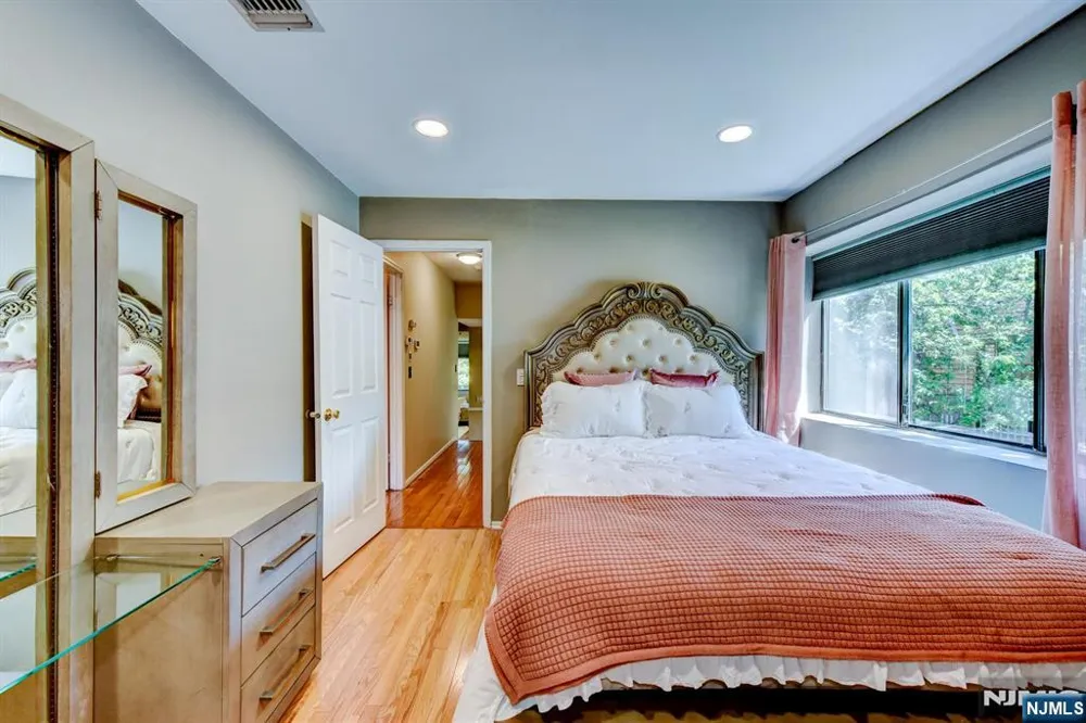 17 Independence Way Rockaway Township, NJ 07866