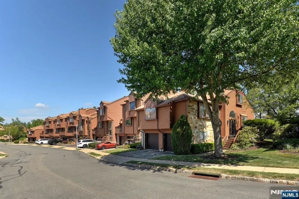 17 Independence Way Rockaway Township, NJ 07866