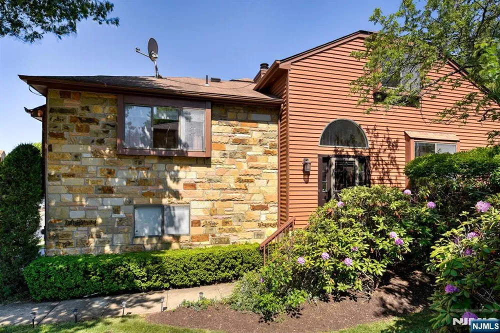 17 Independence Way Rockaway Township, NJ 07866