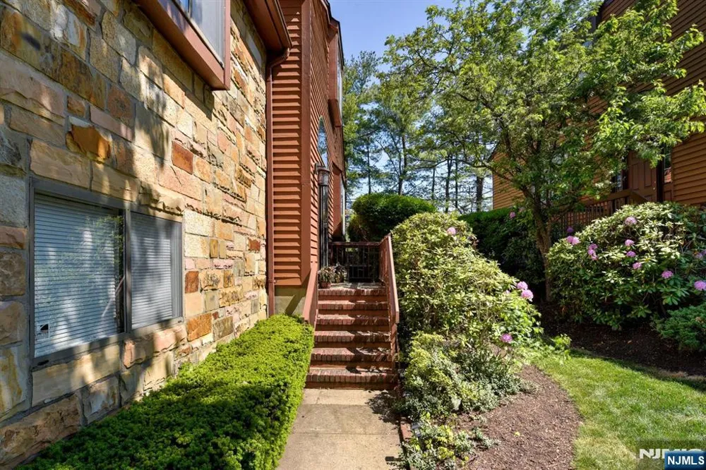 17 Independence Way Rockaway Township, NJ 07866