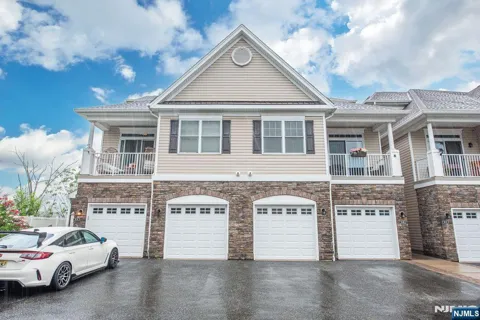 36 Elston Court