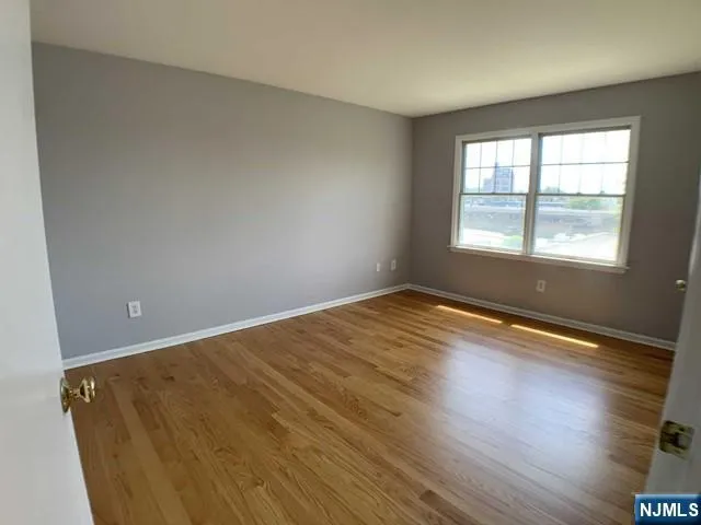 18 Prospect Street 4 Palisades Park, NJ 07650