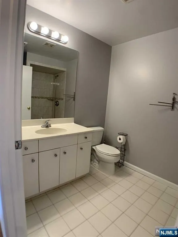 18 Prospect Street 4 Palisades Park, NJ 07650