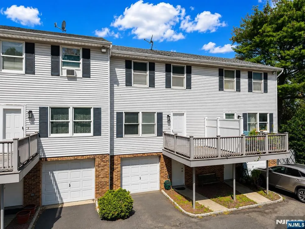 210 Caldwell Avenue 2 Paterson, NJ 07501