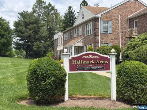 358 Maple Avenue 3584
