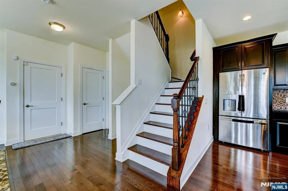 14 Lupine Lane Allamuchy, NJ 07840