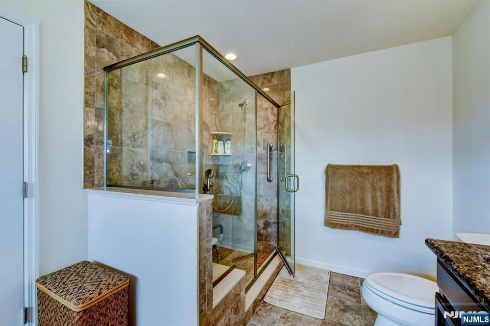 14 Lupine Lane Allamuchy, NJ 07840