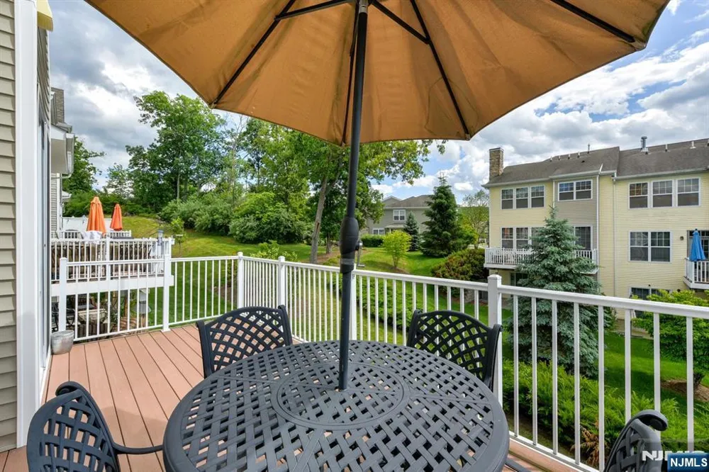 14 Lupine Lane Allamuchy, NJ 07840