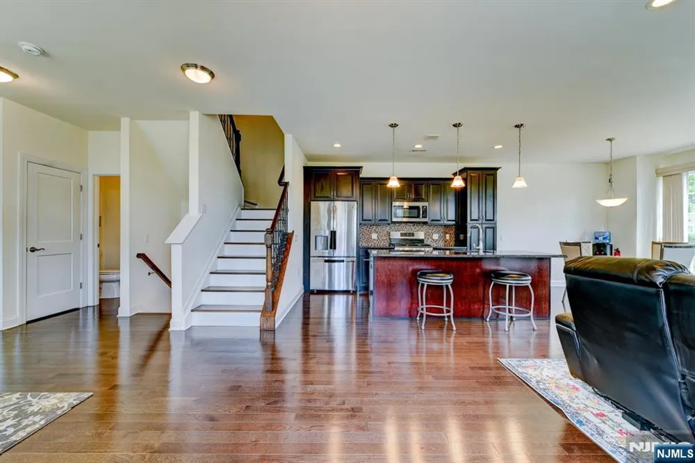 14 Lupine Lane Allamuchy, NJ 07840