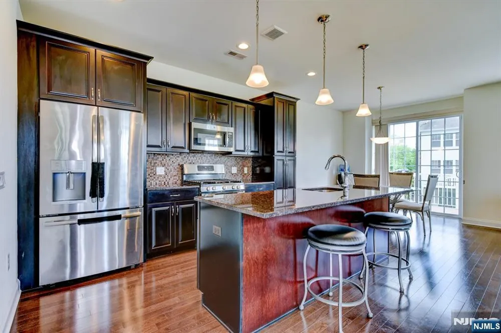 14 Lupine Lane Allamuchy, NJ 07840
