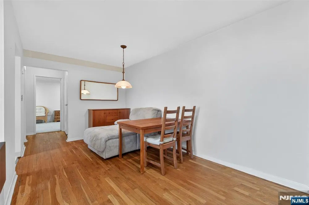 34 Knox Terrace 1A Wayne, NJ 07470