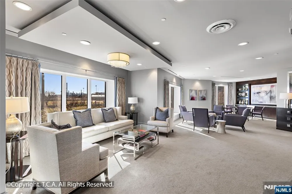150 Henley Place 213 Weehawken, NJ 07086