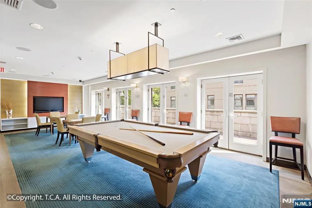 150 Henley Place 213 Weehawken, NJ 07086