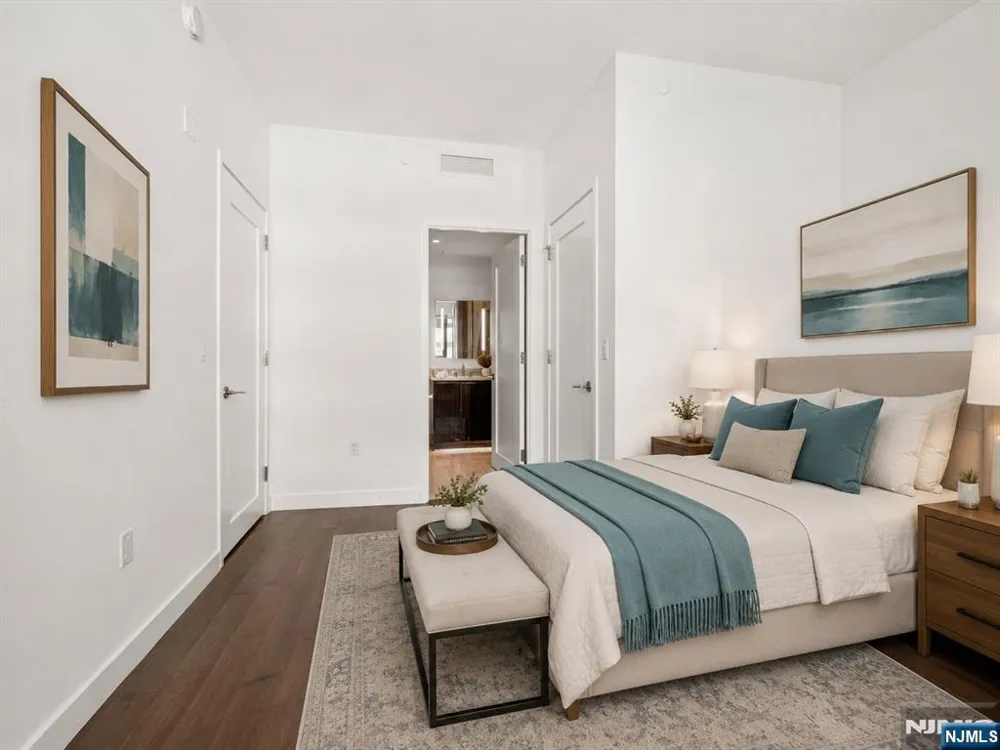 800 Ave At Port Imperial Boulevard 816 Weehawken, NJ 07086