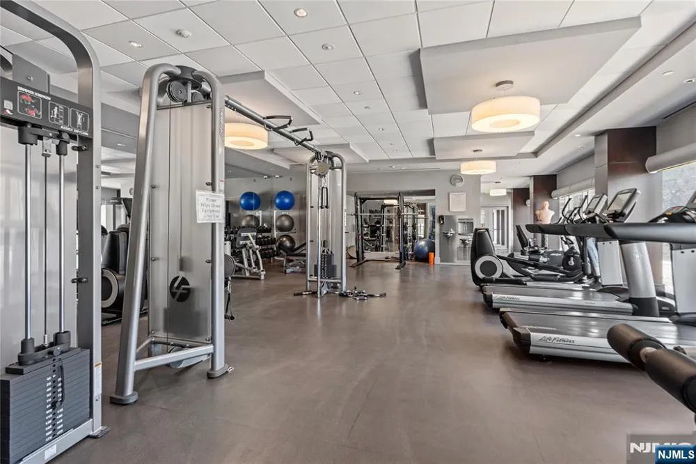 800 Ave At Port Imperial Boulevard 816 Weehawken, NJ 07086