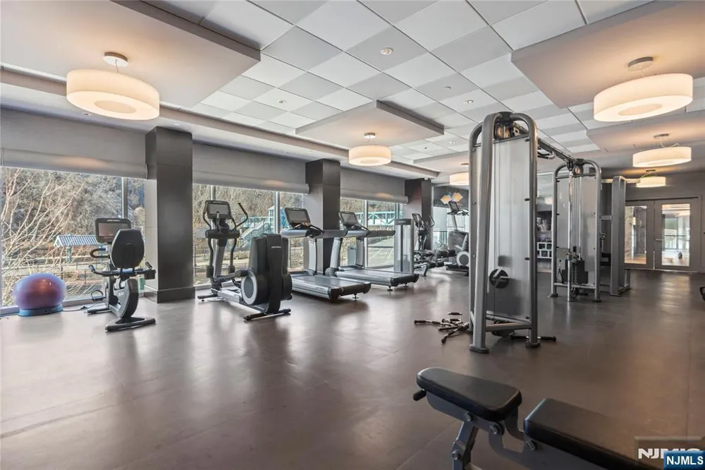 800 Ave At Port Imperial Boulevard 816 Weehawken, NJ 07086