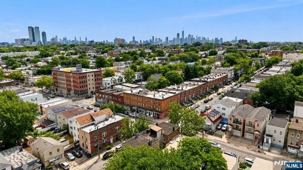 111 Mallory Avenue 2 Jersey City, NJ 07304