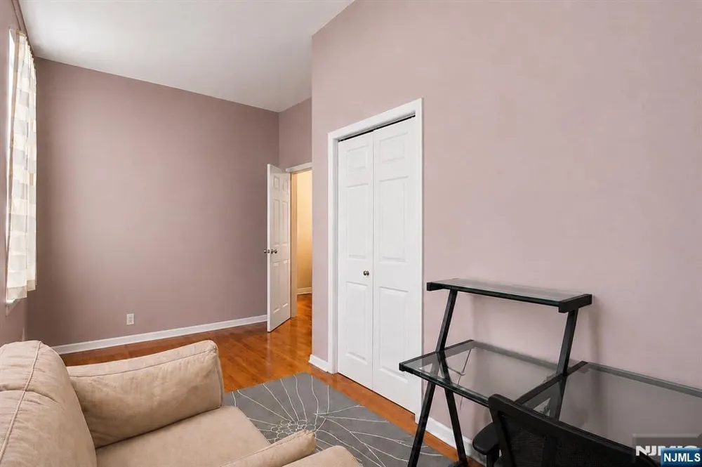 111 Mallory Avenue 2 Jersey City, NJ 07304