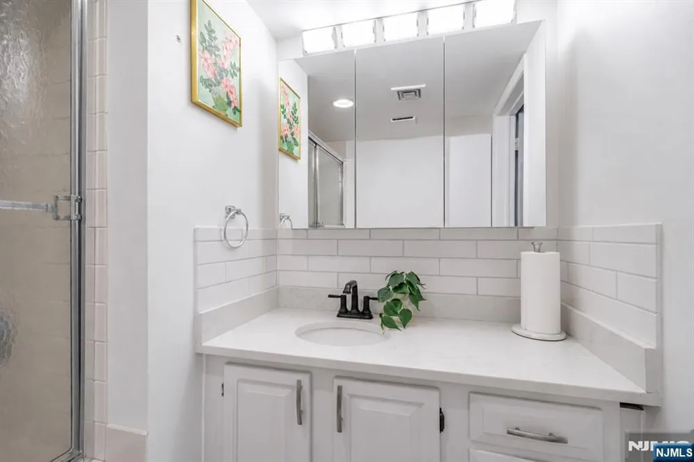 15 Boulder Run Road 148 Paterson, NJ 07501