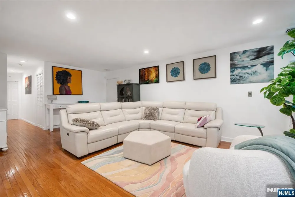 15 Boulder Run Road 148 Paterson, NJ 07501