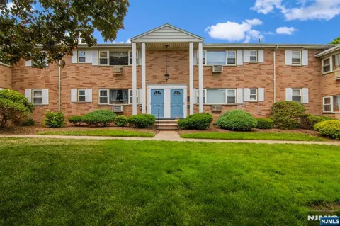 2-02 Virginia Drive 202B