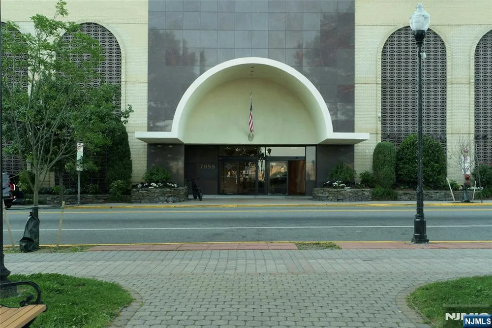 7855 Boulevard East 5K North Bergen, NJ 07047