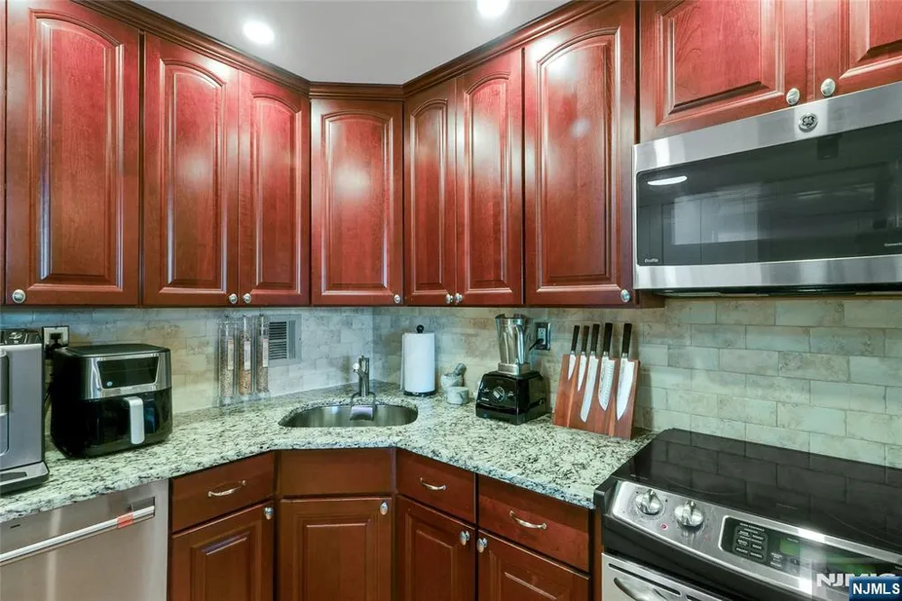 7855 Boulevard East 5K North Bergen, NJ 07047