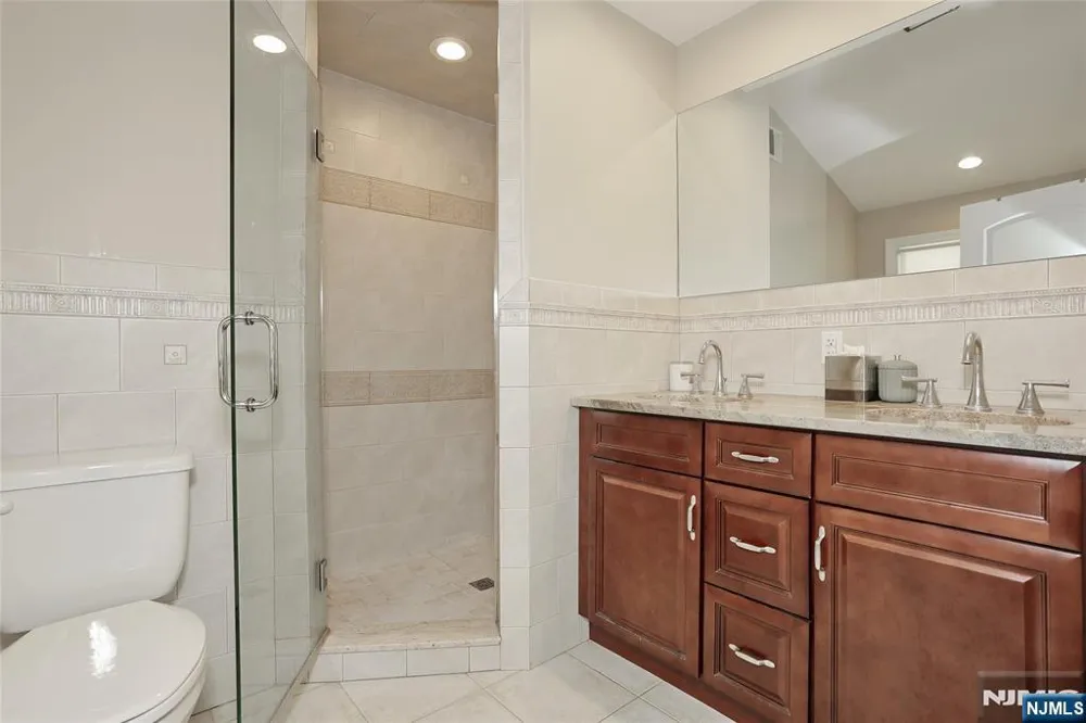 310 6th Street A Fairview, NJ 07022
