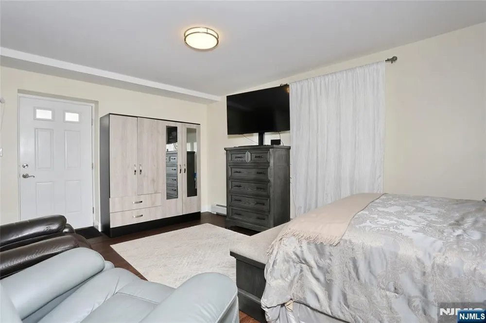 310 6th Street A Fairview, NJ 07022