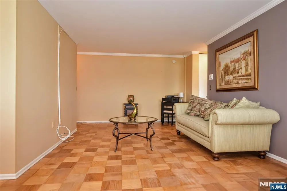 44 Main Street 6F Lodi, NJ 07644