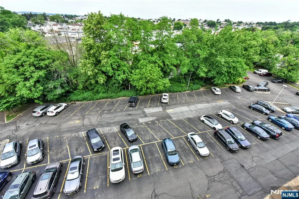 44 Main Street 6F Lodi, NJ 07644