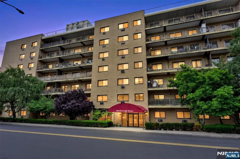 44 Main Street 6F Lodi, NJ 07644