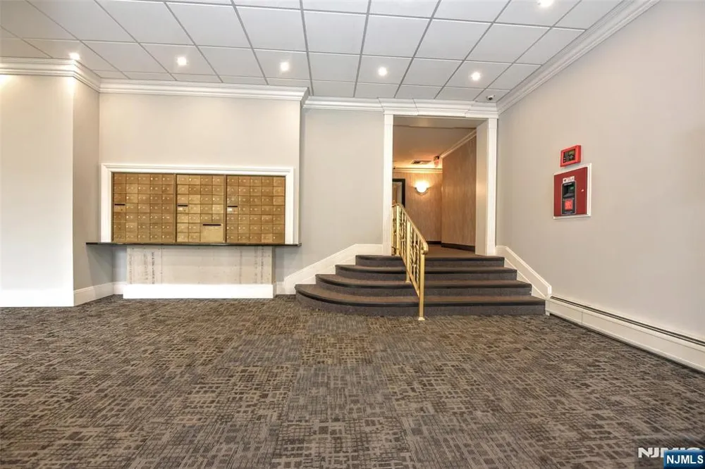 44 Main Street 6F Lodi, NJ 07644