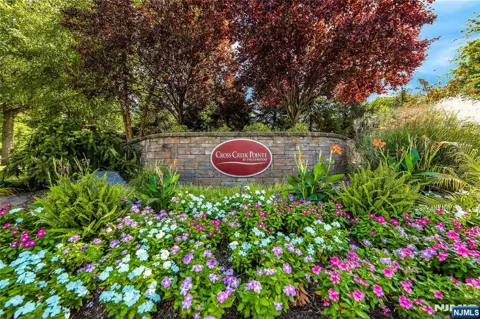 6 Markham Circle 6