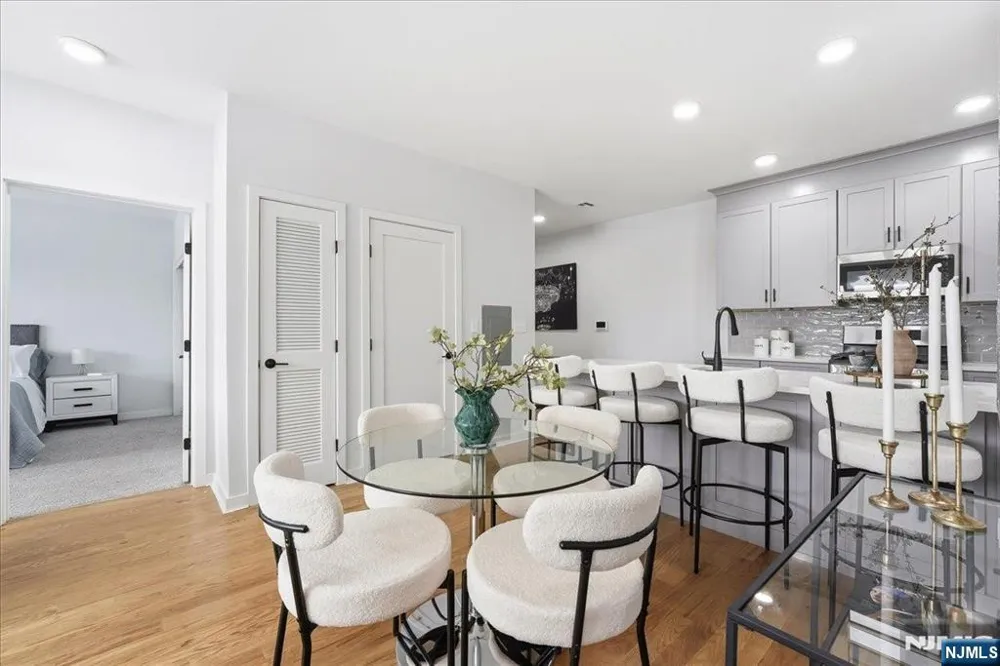 660 Bloomfield Avenue 402 Bloomfield, NJ 07003