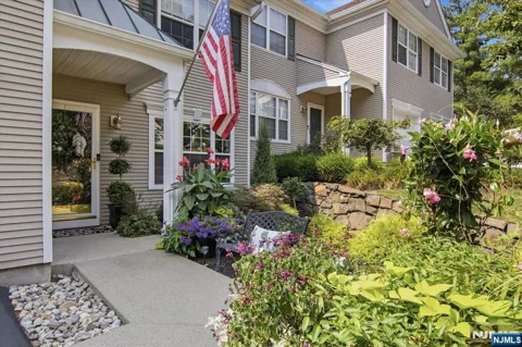 153 Rock Road