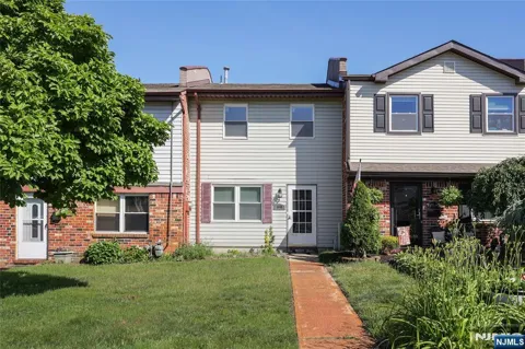 108 Greenwood Loop Road
