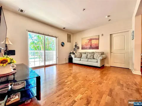 2113 Windsor Park Court #113